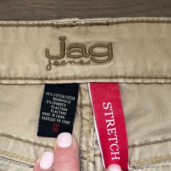 Jag Women's Tan Gaucho Pants - Picture 3 of 11